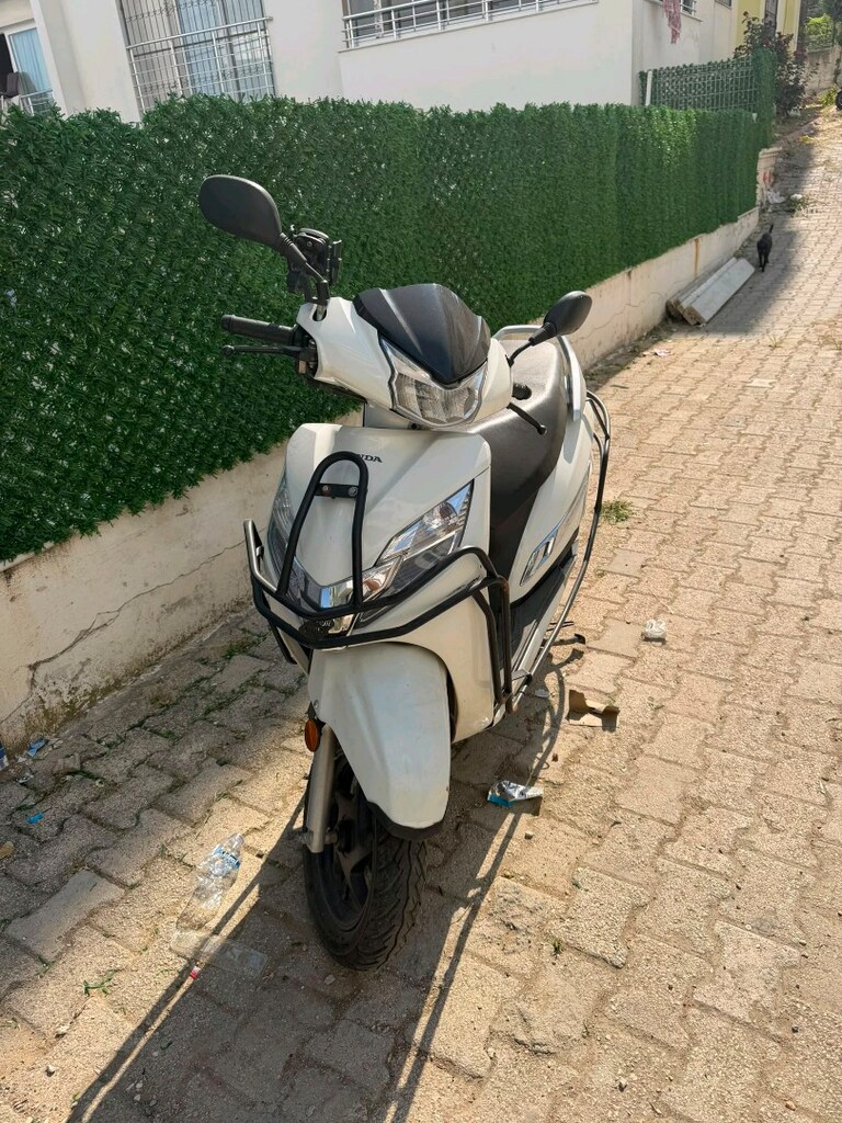 Honda. activa 2024 model kilometresi 24 000 - 3