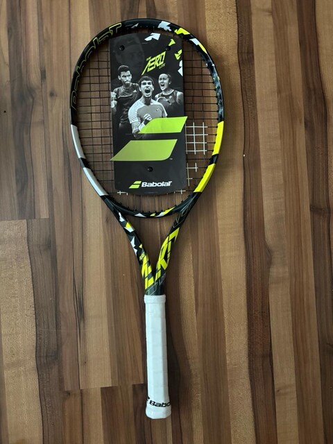 yeni Babolat tenis raketi