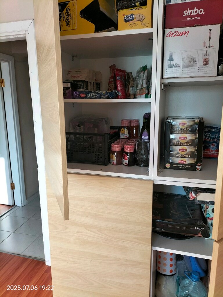 4 kapılı dolap 120/200 kapakları IKEA 120/100 olarak ayrılır - 2