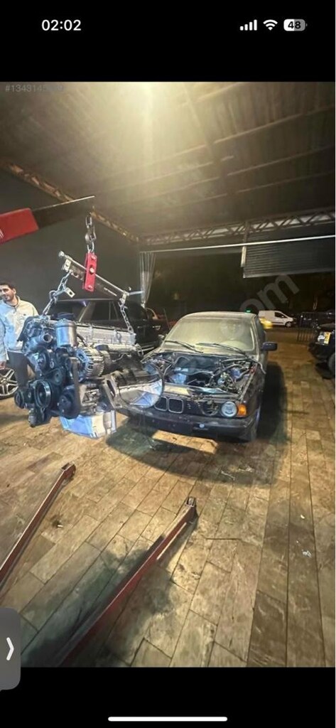 BMW 520I