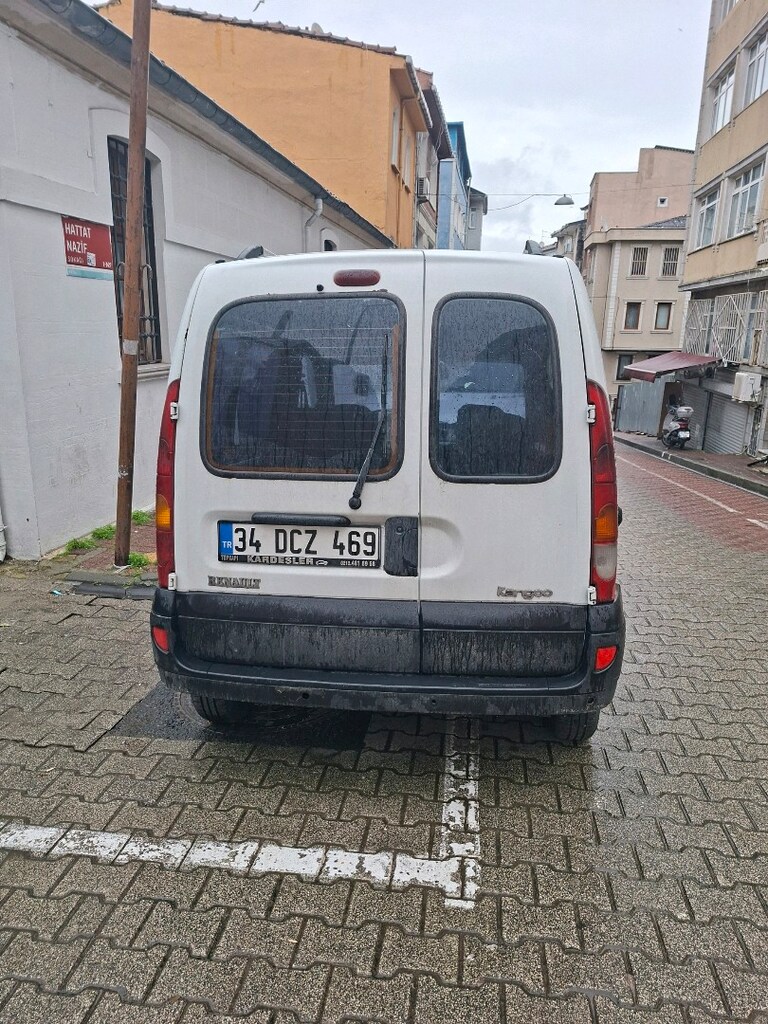 2004 model Kangoo 1.5 dCi Comfort ekonomik aile ve iş aracı - 3