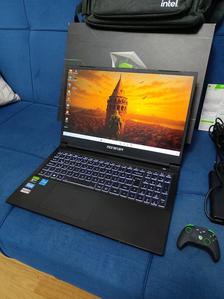 Monster Abra Oyun Çizim Laptop - İ5 12450H + 6 GB RTX 3050 + 16 GB RAM - 2
