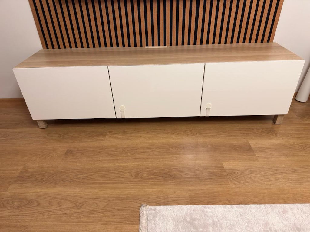 IKEA BESTÅ TV Sehpası - 3