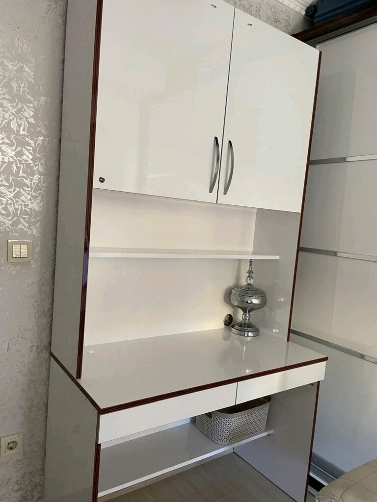 Özel Üretim Çok Kaliteli Dolapli Çalisma Masasi / Sekreterya
