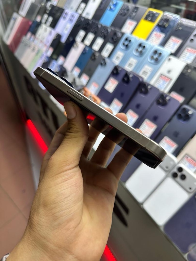 iPhone - 3