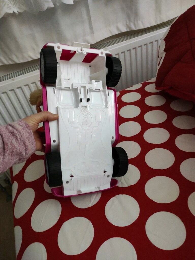 35 cm 16 cm boyutunda Barbie araba - 4