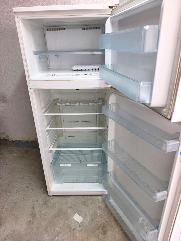 Arçelik buzdolabı temiz uygun fiatli garanti veririm çok temiz - 2