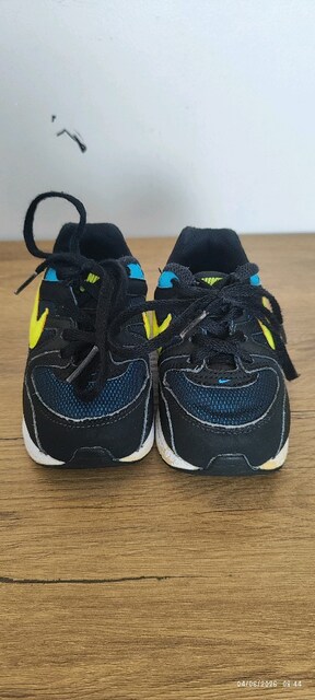 22 numara Nike spor ayakkabı