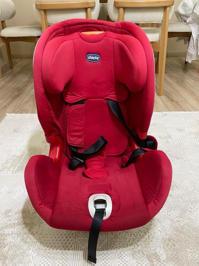 CHICCO YOUNIVERSE ISOFIX OTO KOLTUĞU