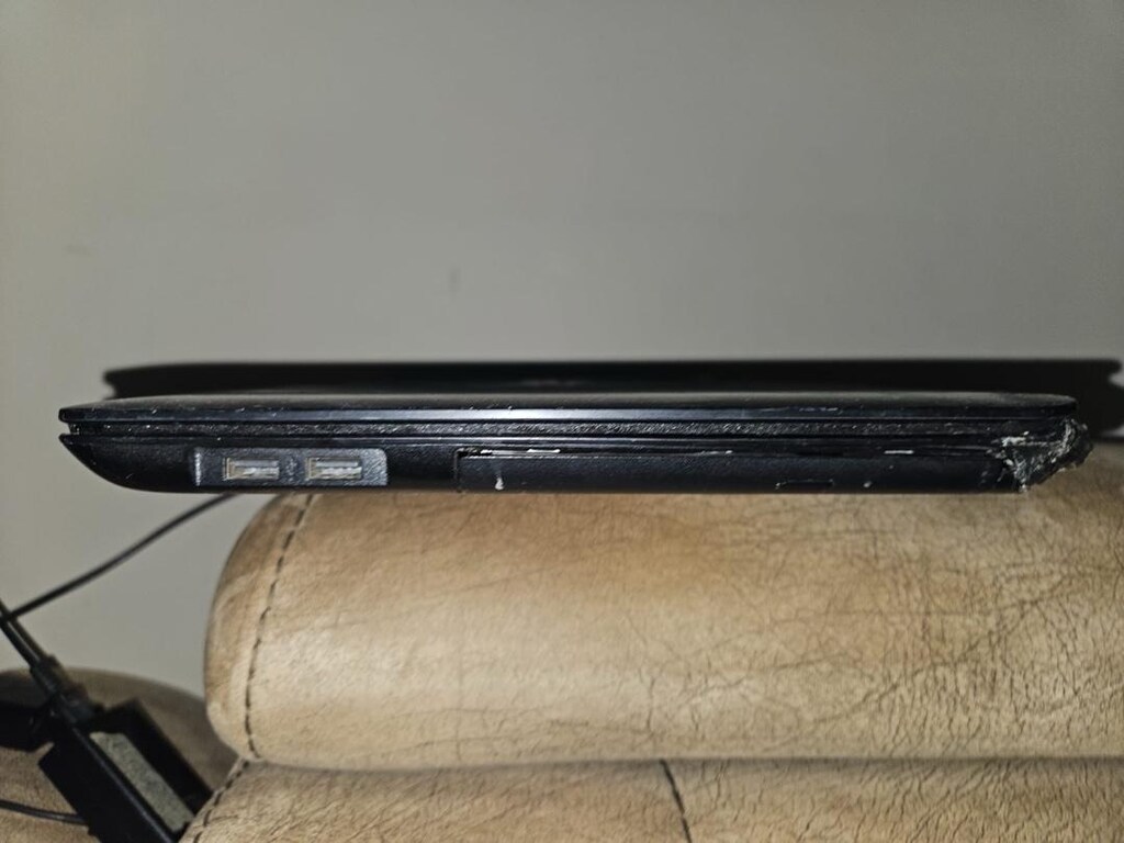 Sony Vaio Laptop i5 3.nesil Nvidia GT 740M 8gb ram 120gb ssd - 5