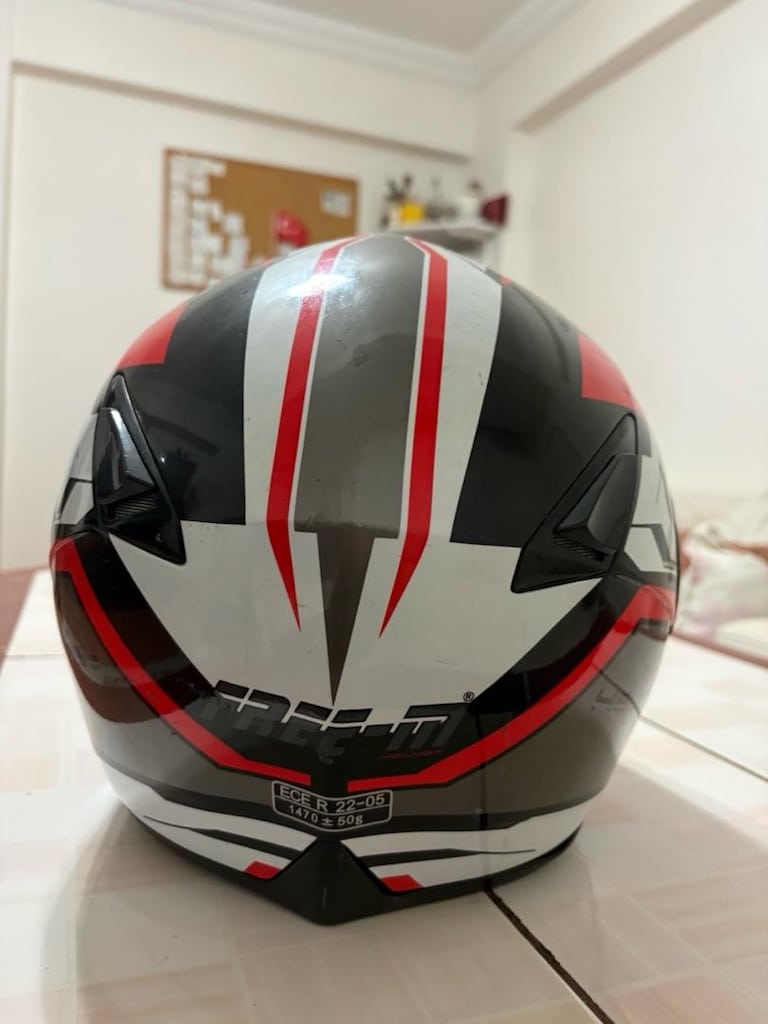 Çene açılır kask - 2