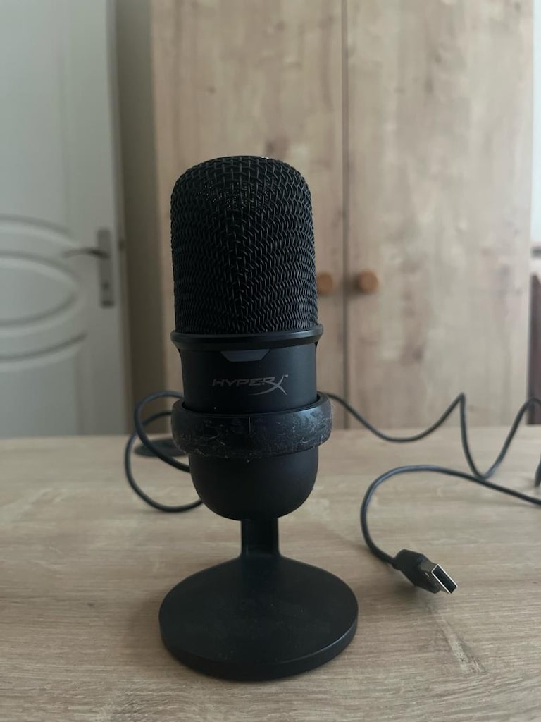 HyperX SoloCast Oyuncu ve Yayıncı Mikrofonu