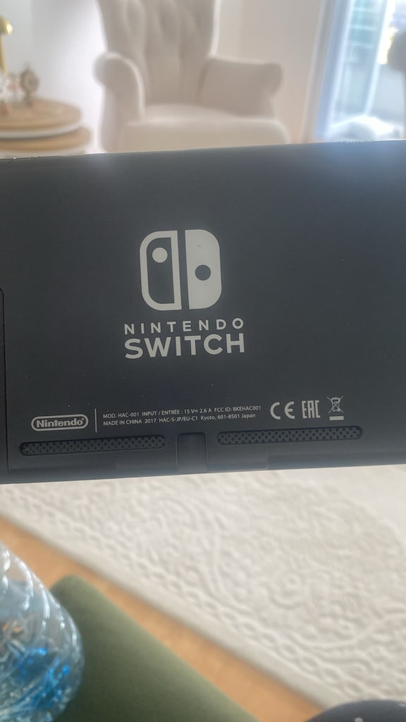 TEMİZ NİNTENDO SWITCH HAC-001 | 32 GB | ORİJİNAL ADAPTÖR + ÇANTA - 2