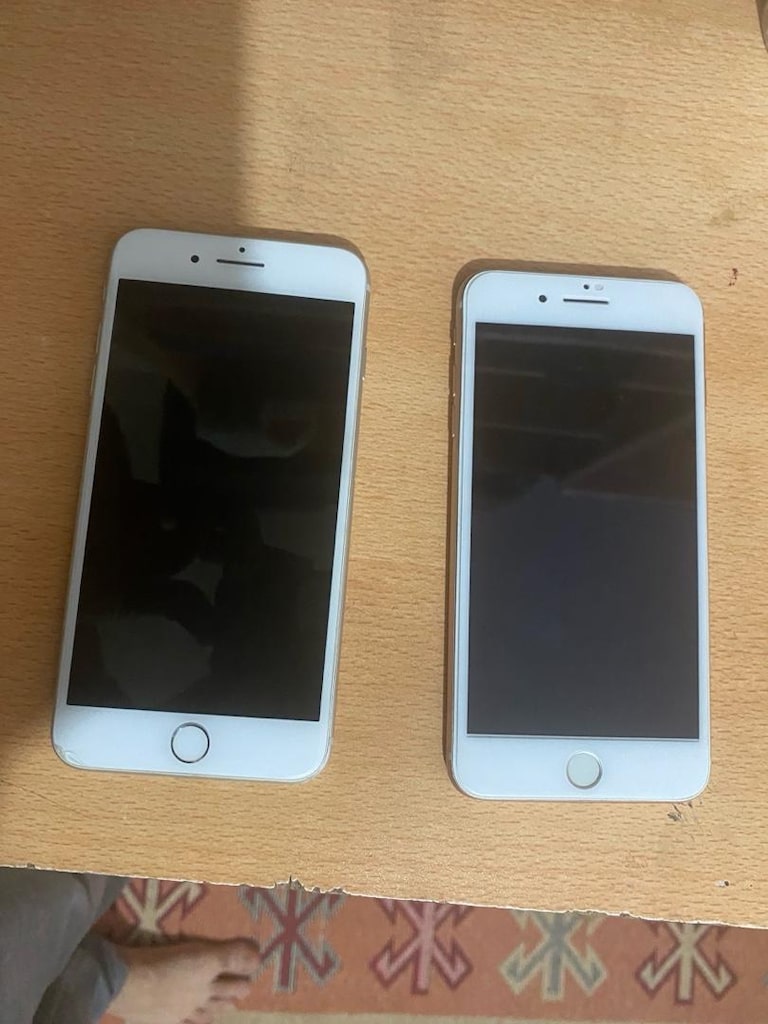 iPhone 8 Plus - 7