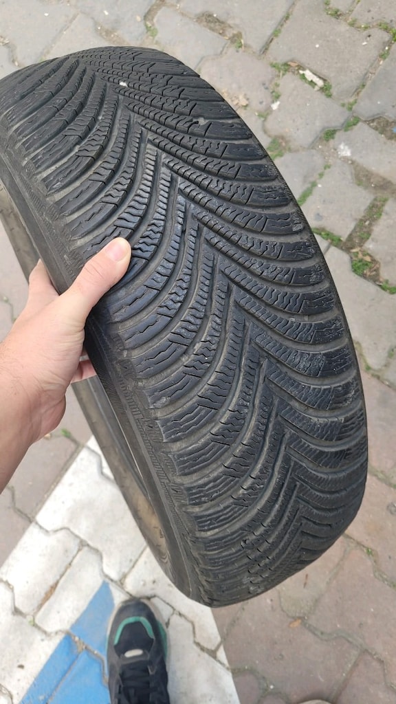 Michelin Alpin 5 205/65R15 94T M+S 3PMSF Kışlık Lastik (2 adet)