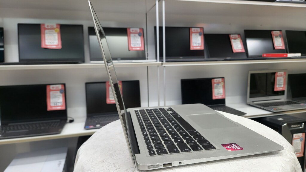 ABT BİLİŞİM – MACBOOK AIR | i5 / 4GB RAM / 120GB SSD | - 6