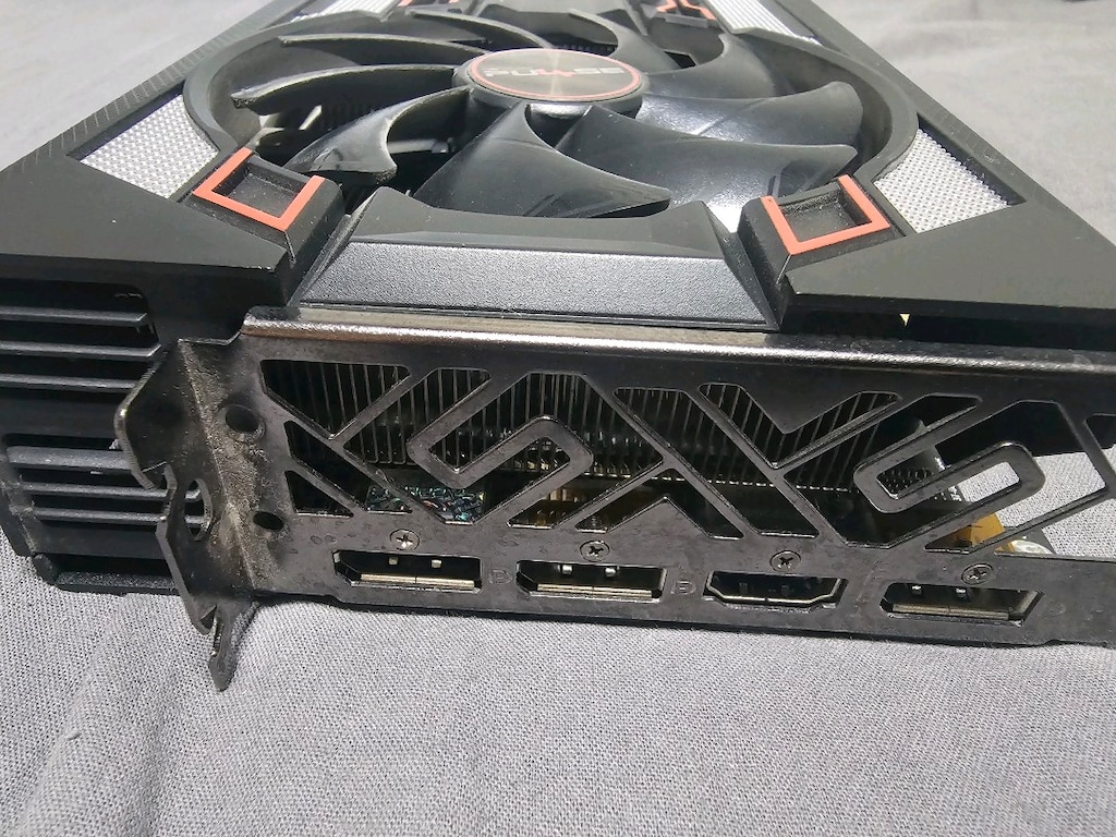 SAPPHIRE PULSE RX 5700 XT 8GB GDDR6 - 3