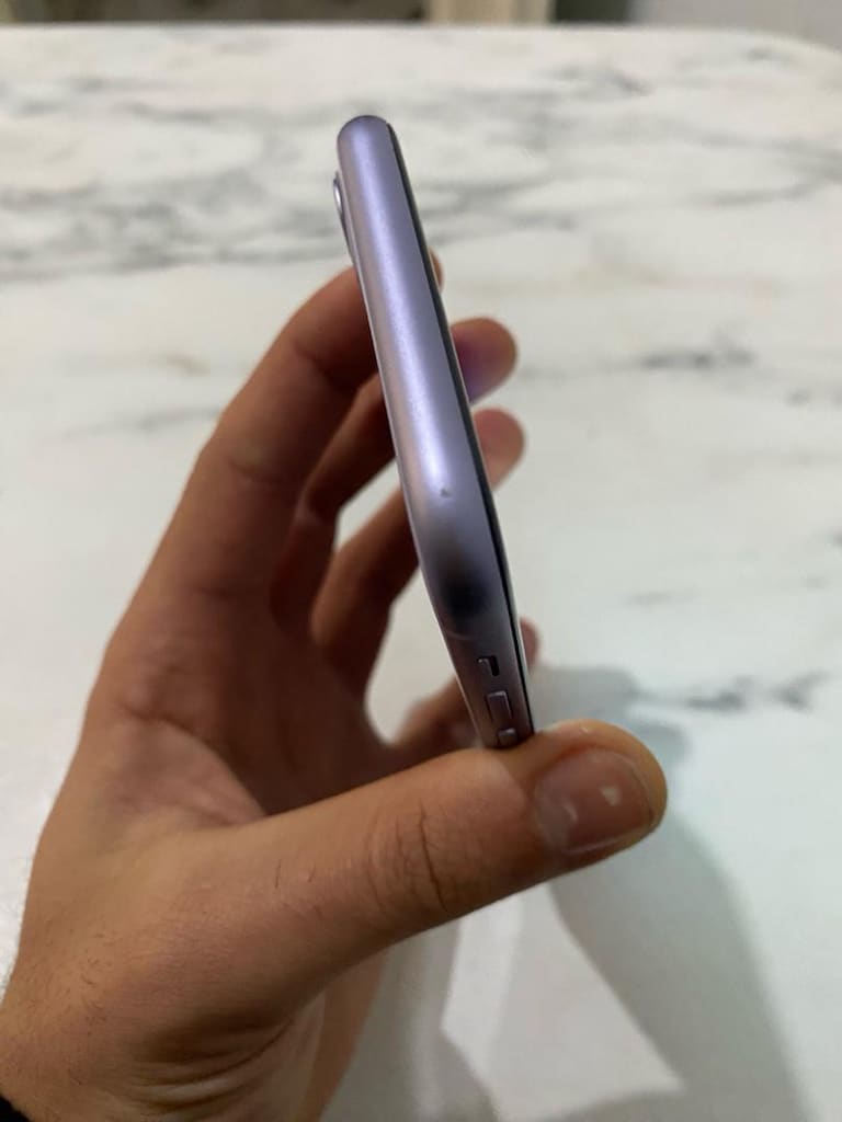 Yurtiçi İphone 11 64GB PİL 100 Kozmetik tertemiz - 6