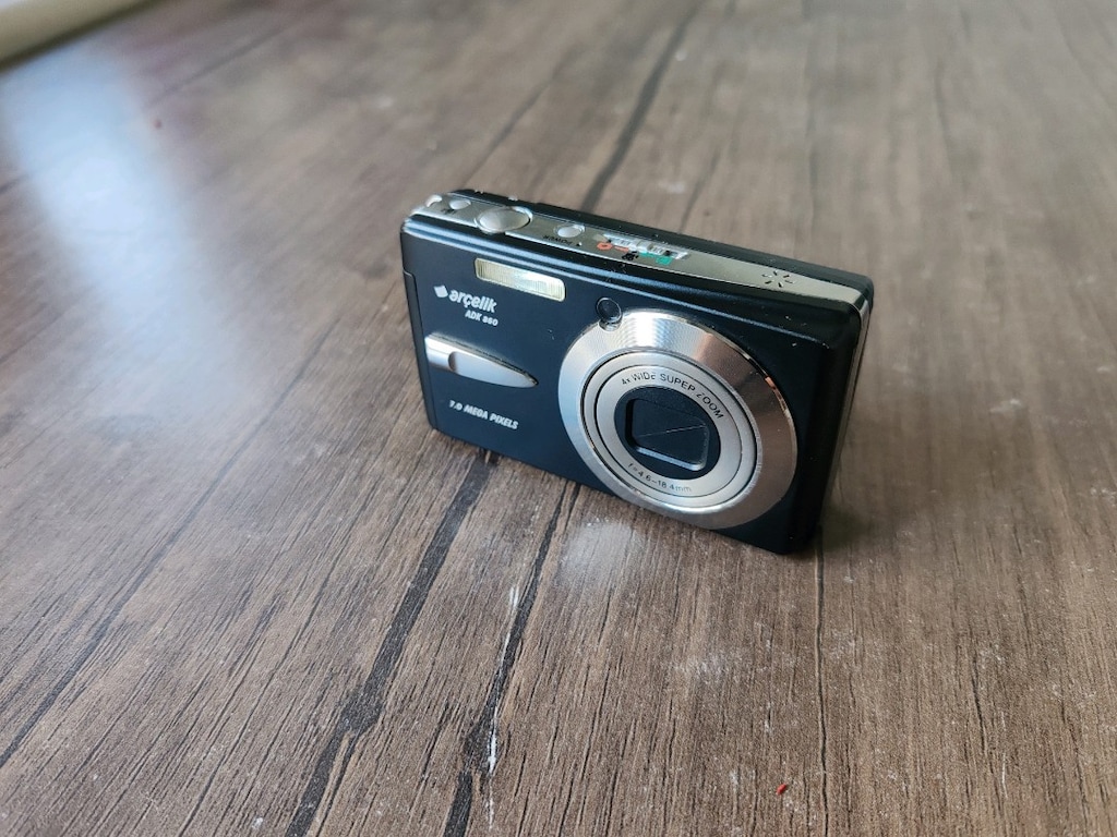 Dijital Fotoğraf Makinesi - 2
