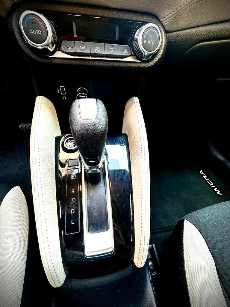 nissan mikra - 16