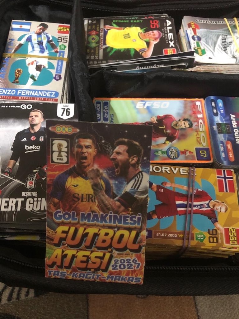 messi ve Ronaldo dost kartı - 2