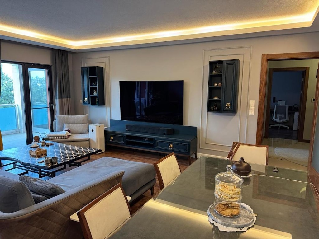 Tv Ünitesi Yemek Takımı Balkon Masa Buzdolabı