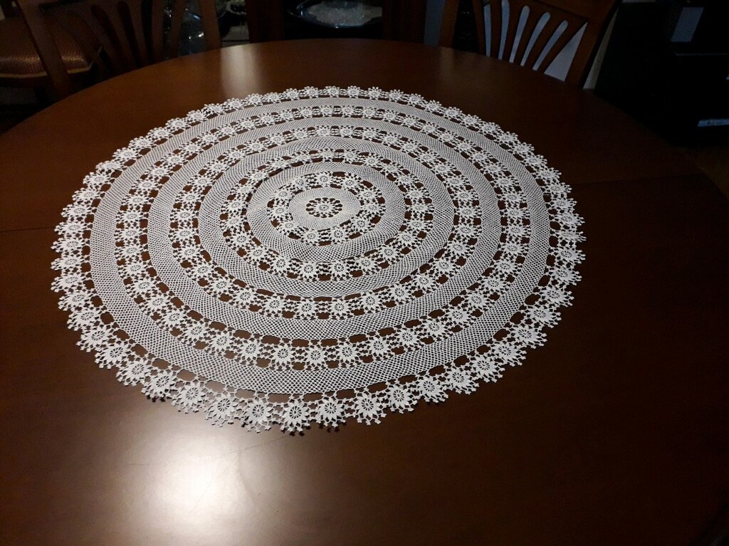 Tığ işi masa üstü el örme dantel çapı 72 cm - 2