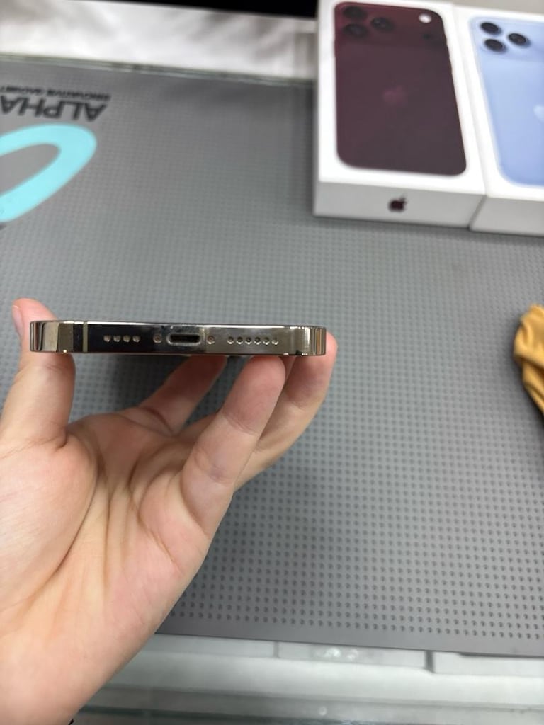 apple 14 PRO MAX - 5