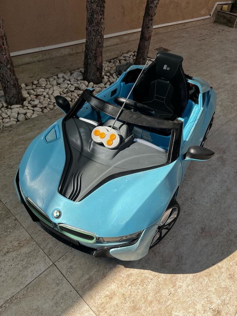 Mavi BMW Akülü Araba - 7