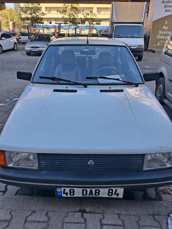 1993 model Renault 9 Spring - 3