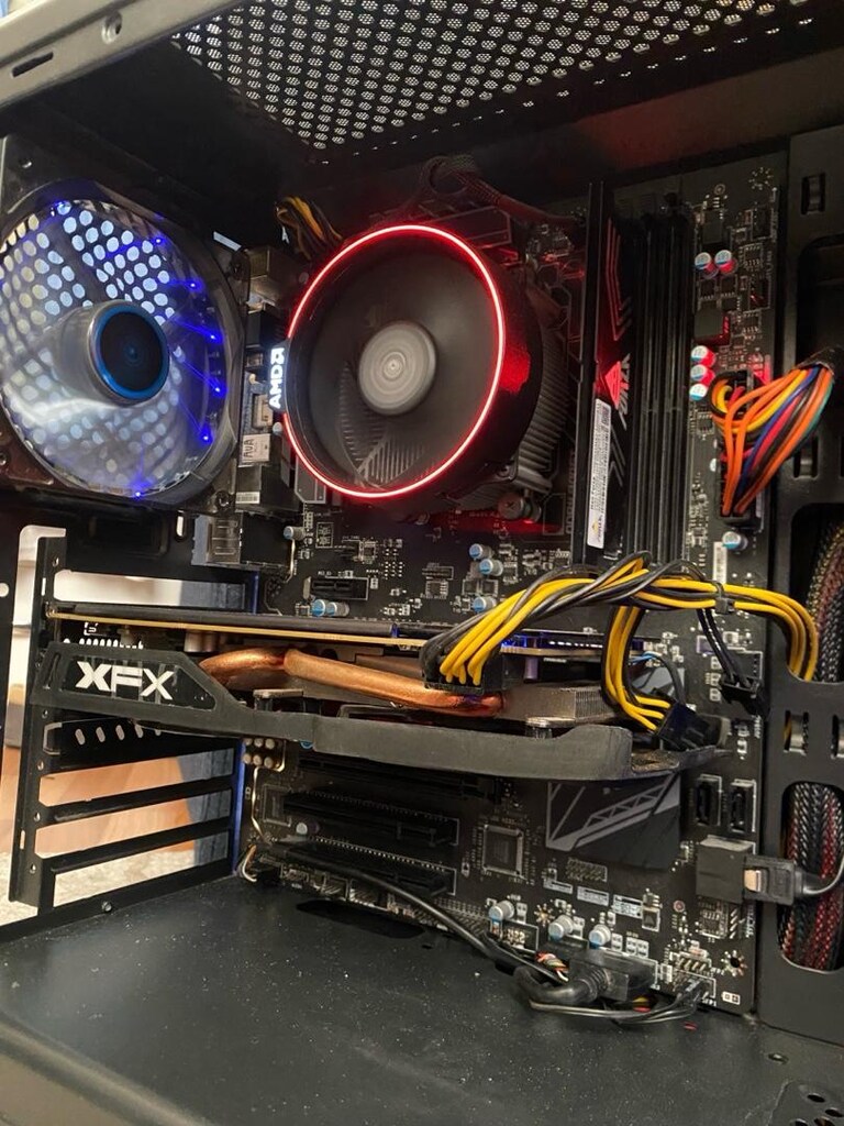 Ryzen 7 işlemcili Rx 570 8gb Ekran Kartlı Gaming Pc