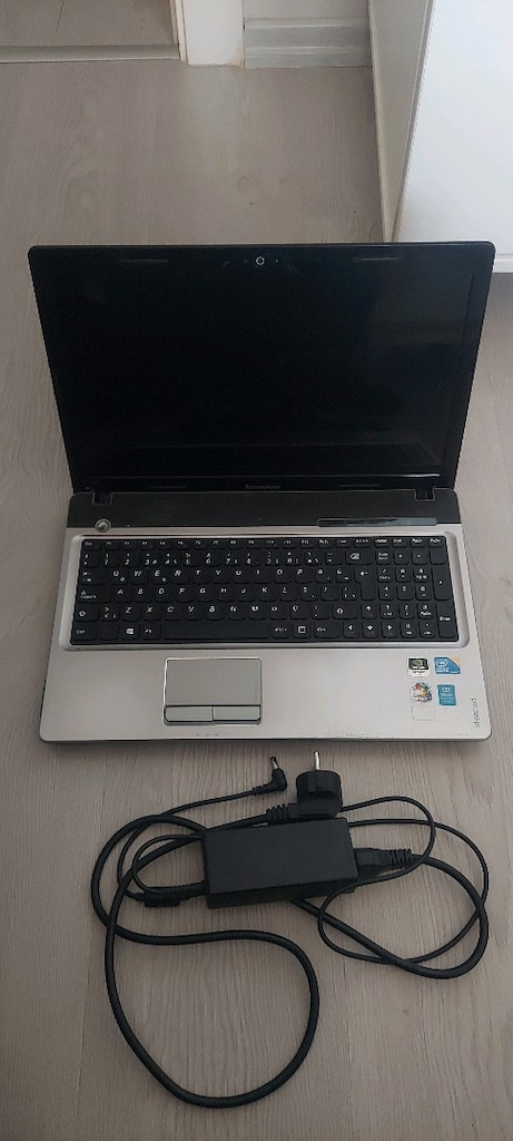 Lenovo IdeaPad notebook - 15