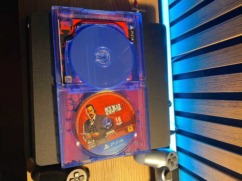 Playstayion 4 Slim - 13