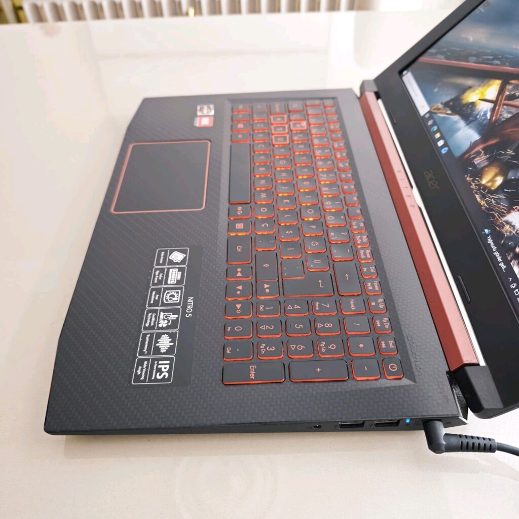 Acer Nitro 5 Laptop Rayzen 5 2500u SSD 512GB RAM 8GB ddr4 - 5