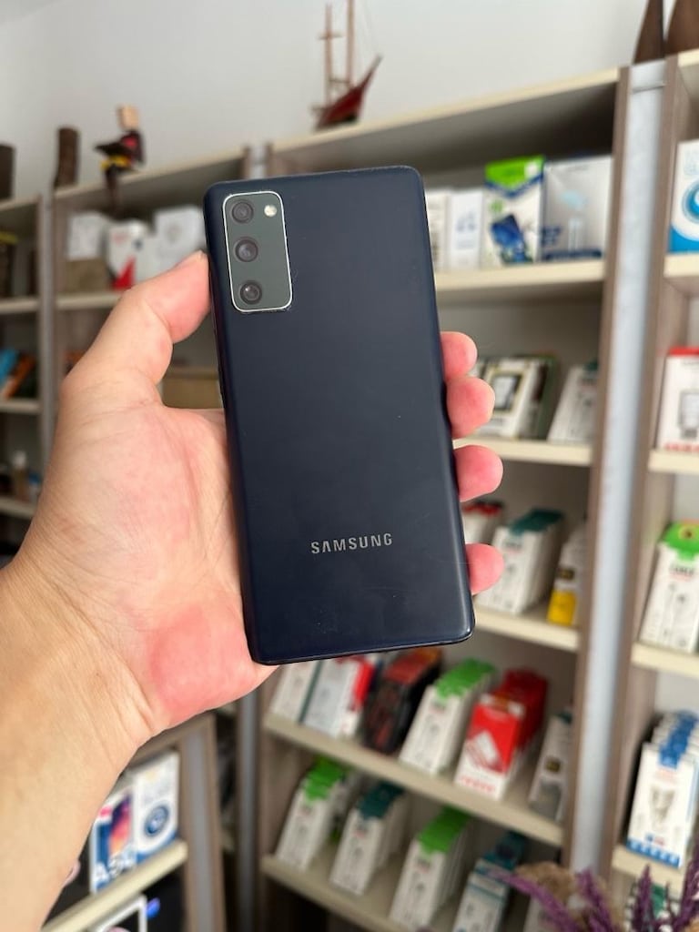 Samsung s20f 128 Gb ekran değişen sadece tr cihaz hatasız uygun - 4