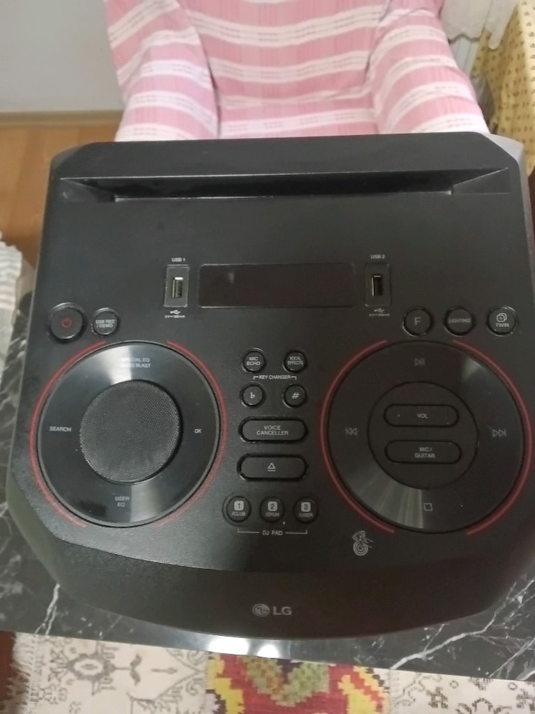 LG ON5 BLUETOOTH MİKROFON GİRİŞLİ DEVASA KULE HOPARLÖR - 4