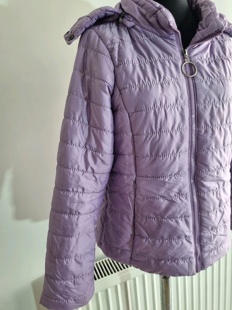 Lila Renkli Kapşonlu Mont - 3