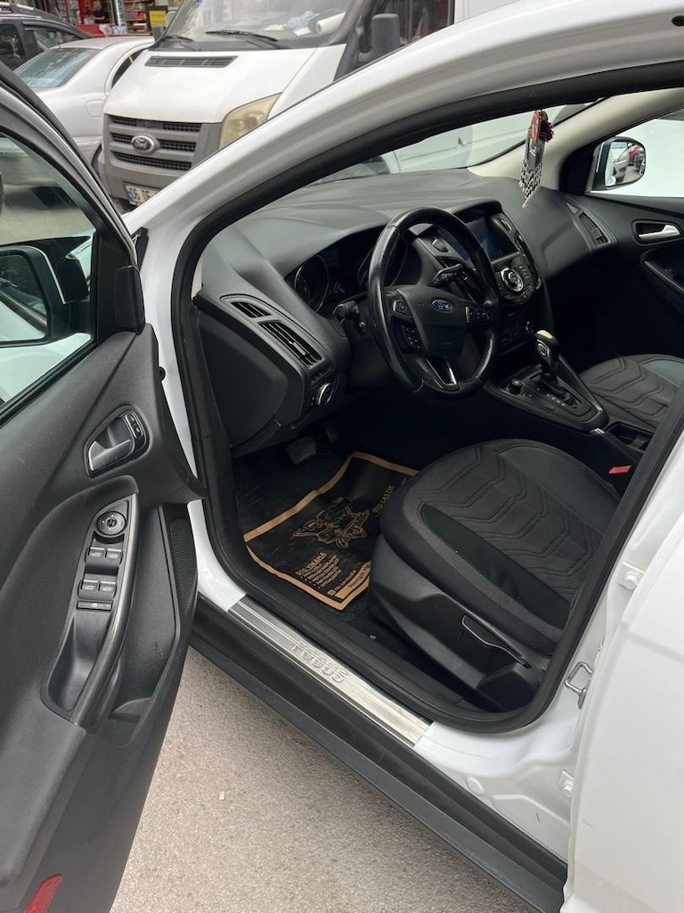 Ford focus - 5