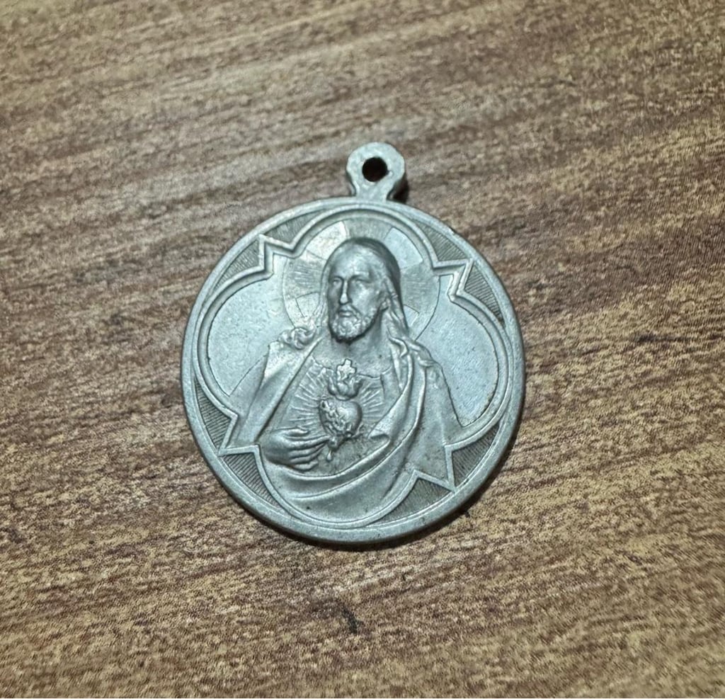 Vintage Gümüş Notre Dame & Sacred Heart of Jesus Dini Madalyon - 3