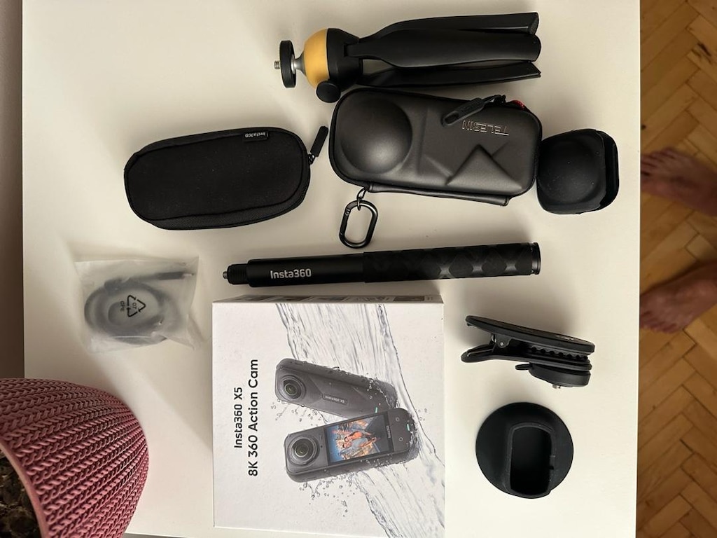 insta360 x5 Türkiye garantili termetiz(yanında ekstraları ile)