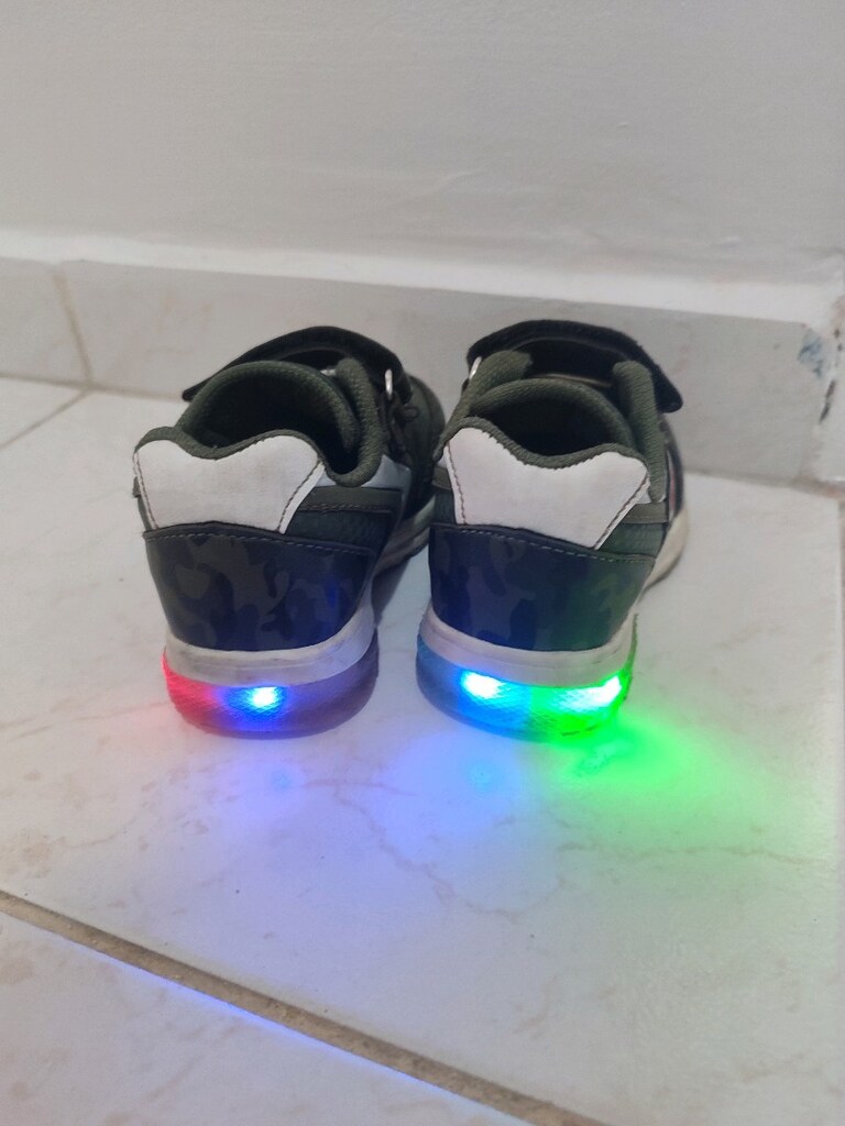Slazenger ışıklı bebek ayakkabı - 2