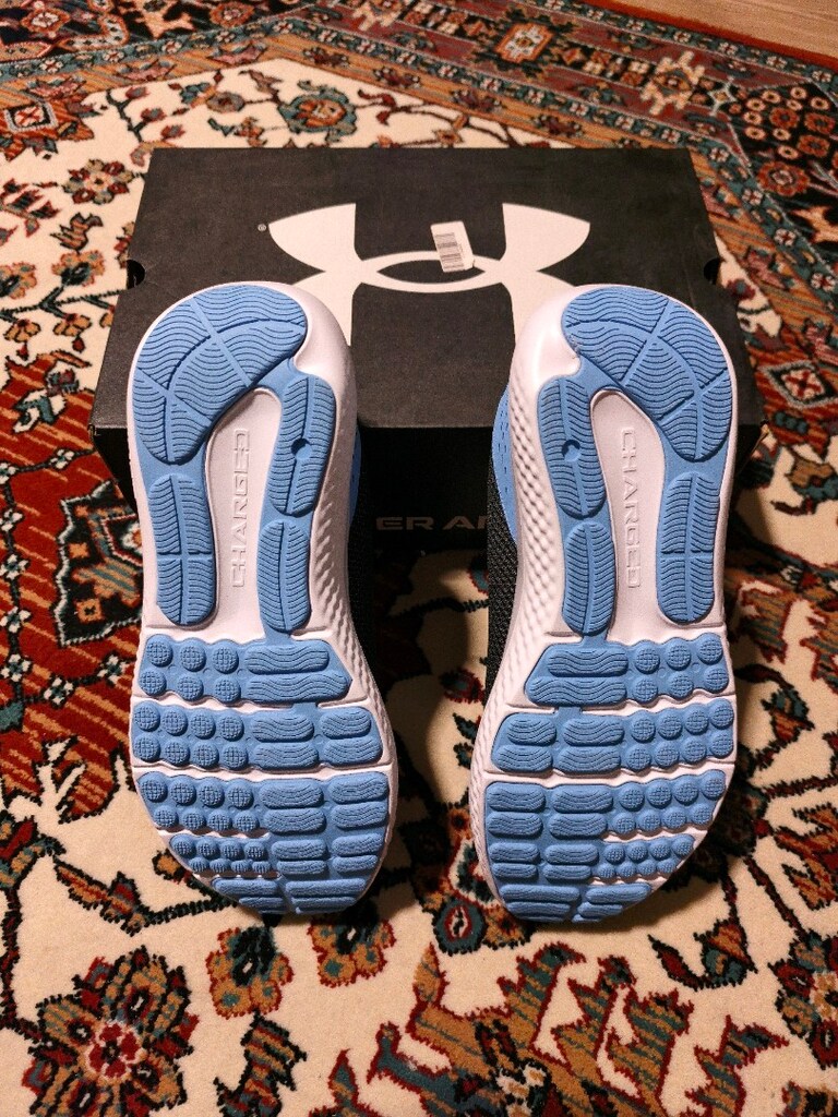 Under Armour Charged Surge 4 - 3