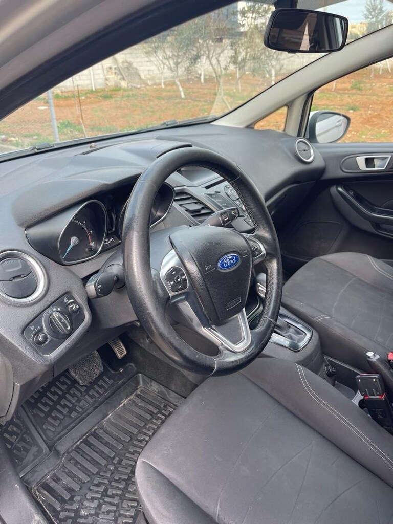 ford fiesta 1.6 benzin lpg otomatik - 14