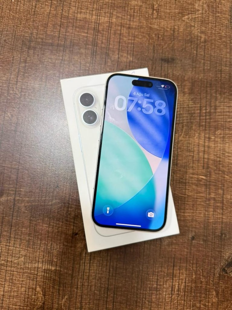İPHONE 16 BEYAZ 256 GB - 2
