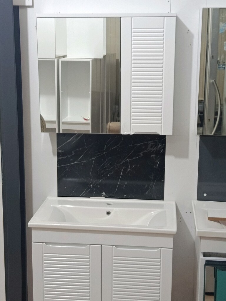 DUVARA ASMALI ULTRA BALON KAPAK BANYO DOLABI - 3