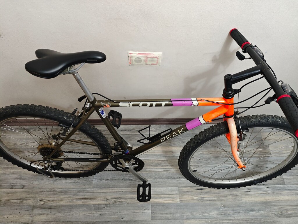 Scott 21 vites 26" jant MTB Bisiklet İzmir içi elden teslim - 2