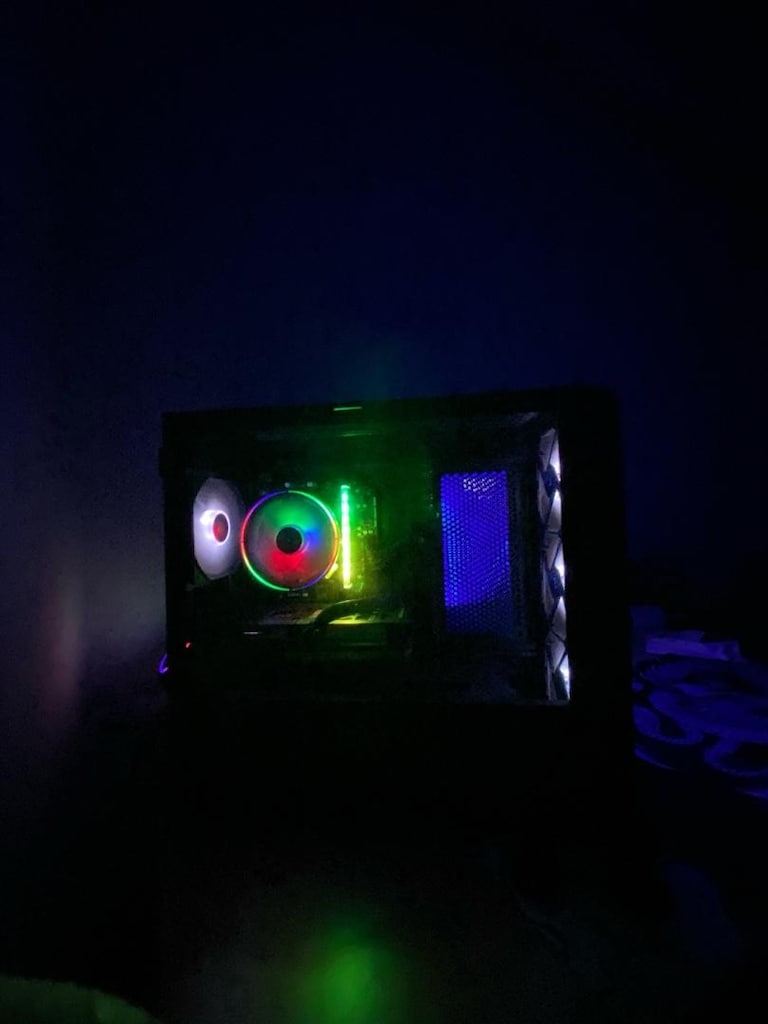 Ryzen 5 5600 | RTX 4060 8 GB | 16 GB RAM | 512 GB NVMe SSD - 2