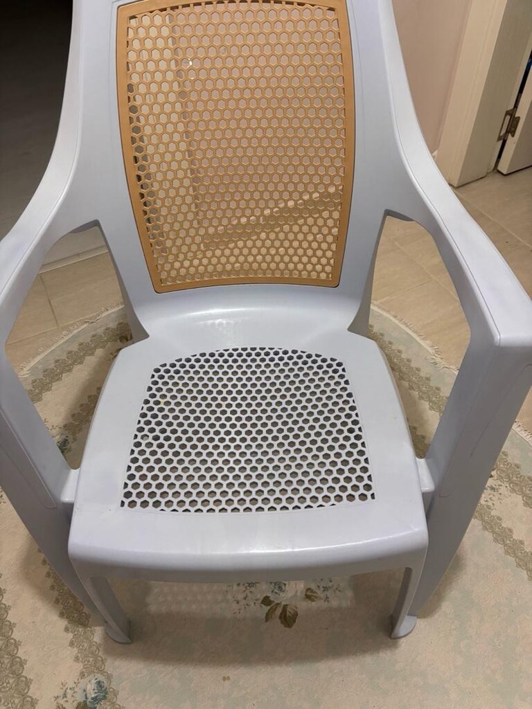 kolçaklı plastik sandalye - 3