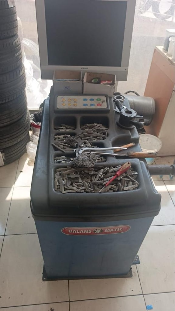 KOMPLE SATILIK LASTİKCİ MALZEMELERİ - 2