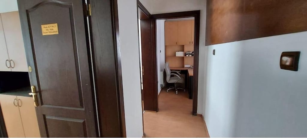 2. el uygun fiyata ofis mobilyası - 2